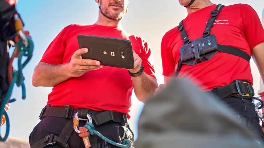 Crosscall presenta uno smartphone e un tablet ultra resistenti