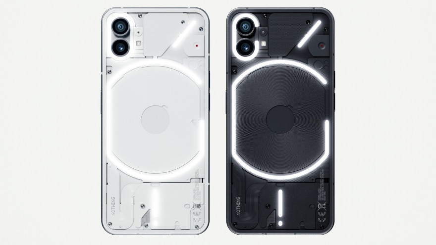 Nothing Phone 1 si aggiorna con Nothing OS 1.1.0: patch e miglioramenti per la fotocamera
