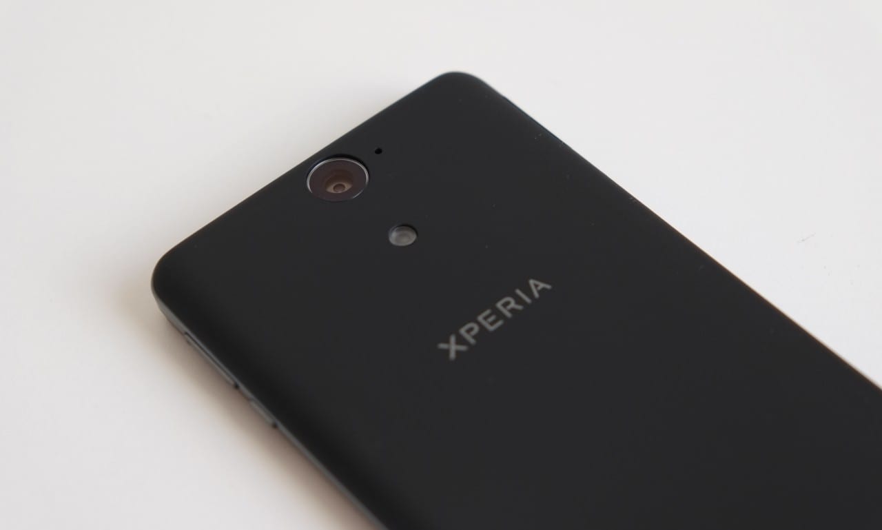 Sony rilascia un aggiornamento minore per Xperia V