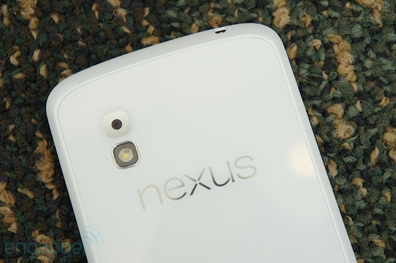 Il glorioso Nexus 4 è un vero ingordo di dolci: ecco anche la sua prima fetta di Android Pie (download)