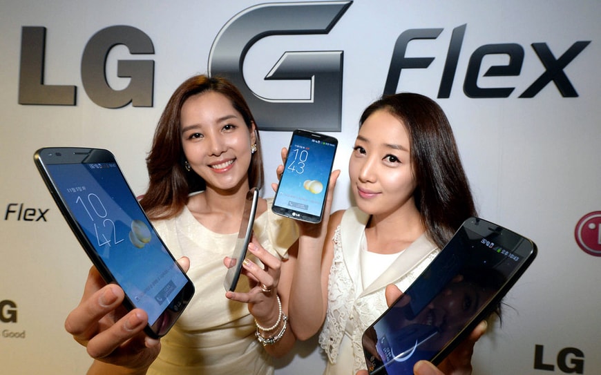 LG pubblica un nuovo spot pubblicitario per il suo G Flex (video)