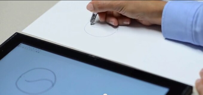 Qualcomm Ultra Sound Notepad, la nuova tecnologia per scrivere su tablet... scrivendo su carta!