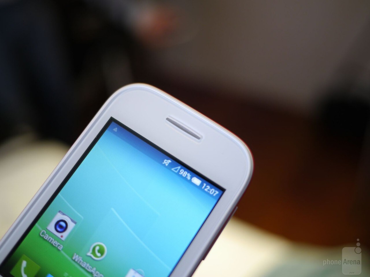 Alcatel OneTouch Pop Fit hands on (video e foto)