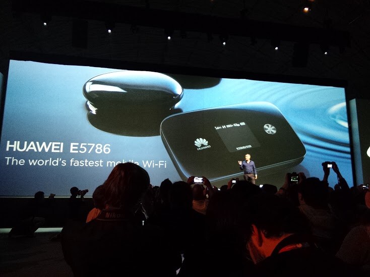 Huawei E5786, la nostra anteprima al MWC 2014 (video)