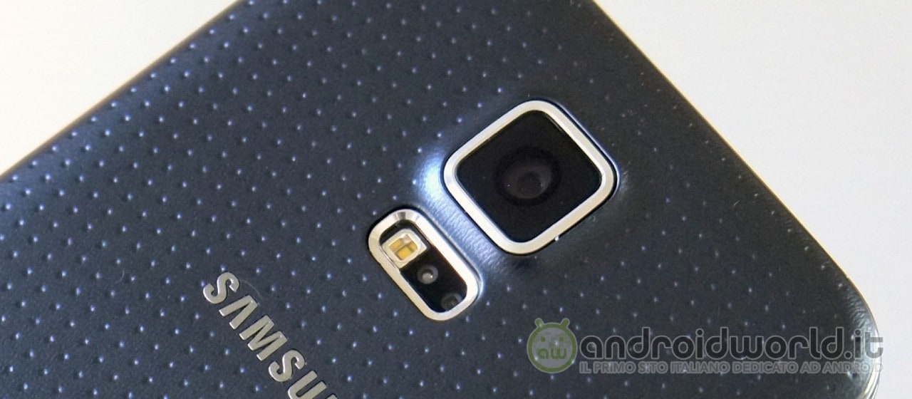 La fotocamera di Galaxy S5 arriva su S4 con i permessi di root