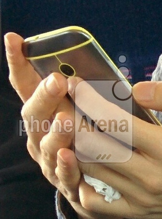 HTC One mini 2: sarà questa la prima immagine dal vivo?