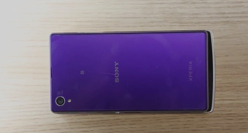OnePlus mostra il dietro le quinte della foto con Xperia Z1 (video)