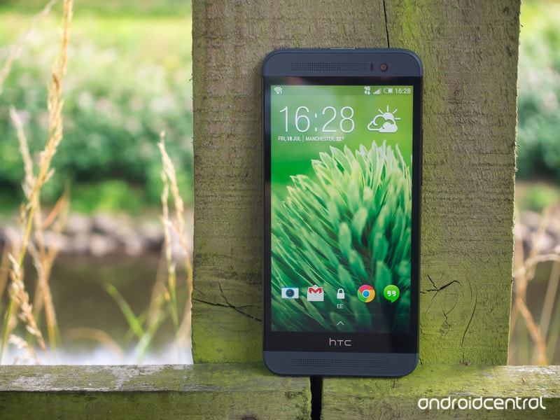 HTC One E8 hands-on: il top di gamma &quot;economico&quot; (foto e video)
