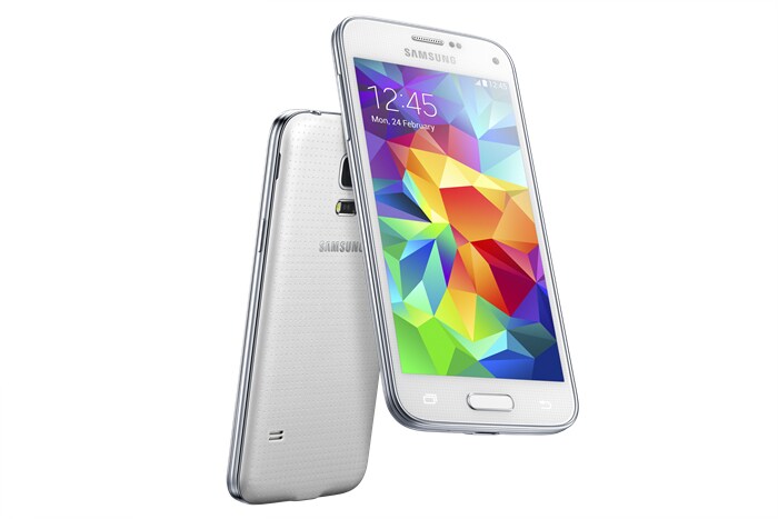 Samsung Galaxy S5 mini ufficiale: un nuovo piccolo (finto) top di gamma, a caro prezzo (foto)