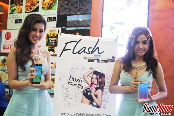 Alcatel presenta OneTouch Flash e fa il verso a Galaxy Note (foto e video)