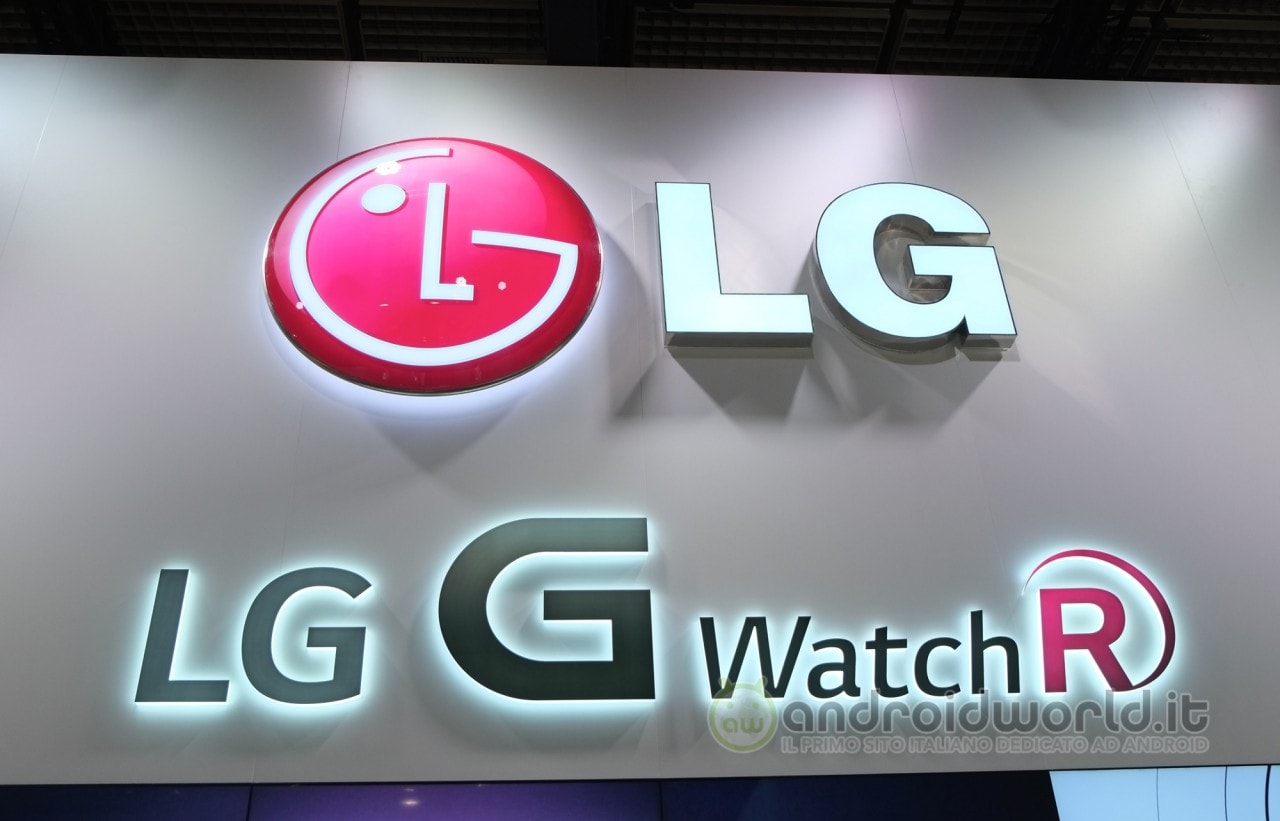 LG G Watch R disponibile in Italia a 270€