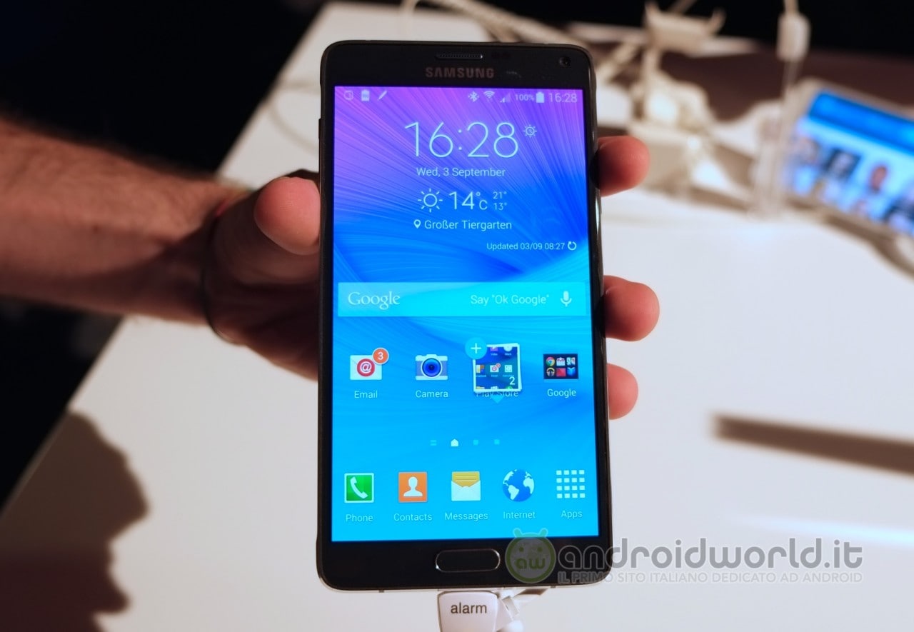 Galaxy Note 4, Edge e Gear S nei filmati ufficiali di Samsung (video)