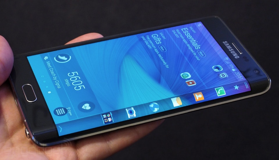 Samsung Galaxy Note Edge potrebbe arrivare in Italia, ma con scorte limitate