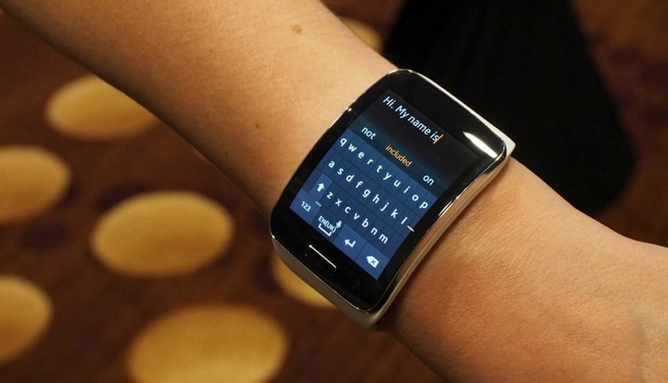 Samsung Gear S ufficiale: lo smartwatch emancipato dagli smartphone (video)