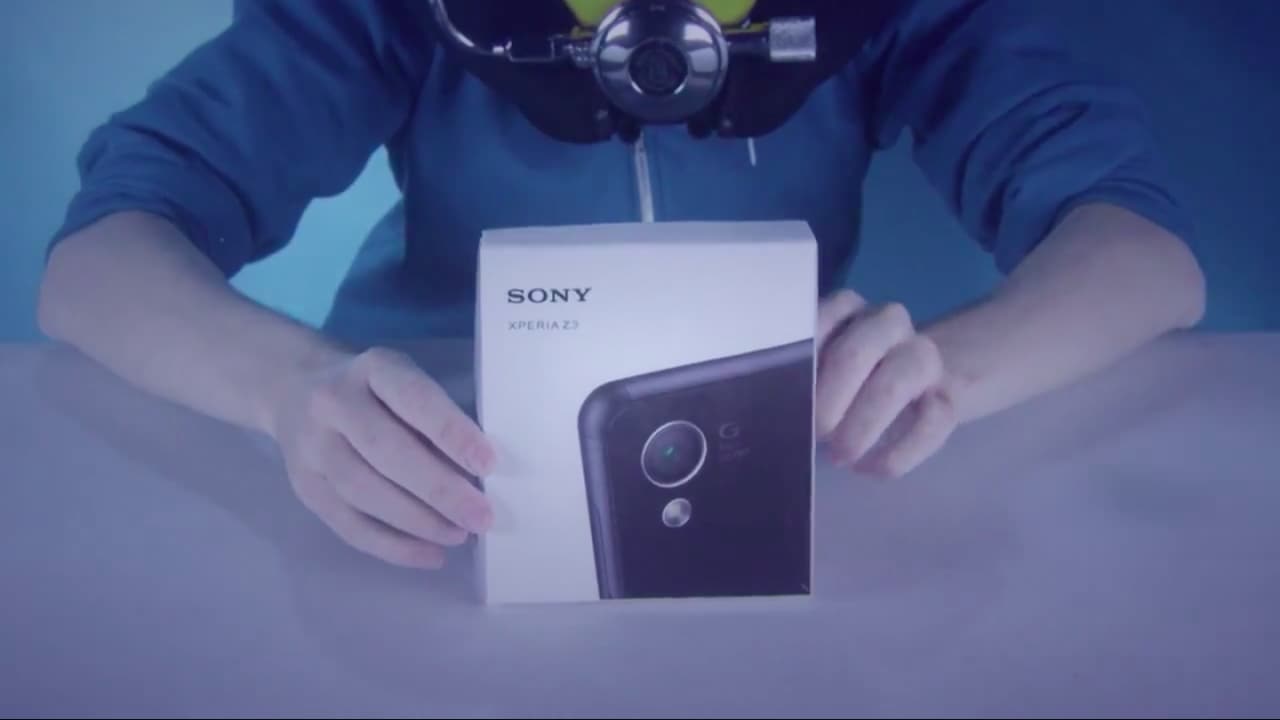Unboxing subacqueo per Sony Xperia Z3 (video)