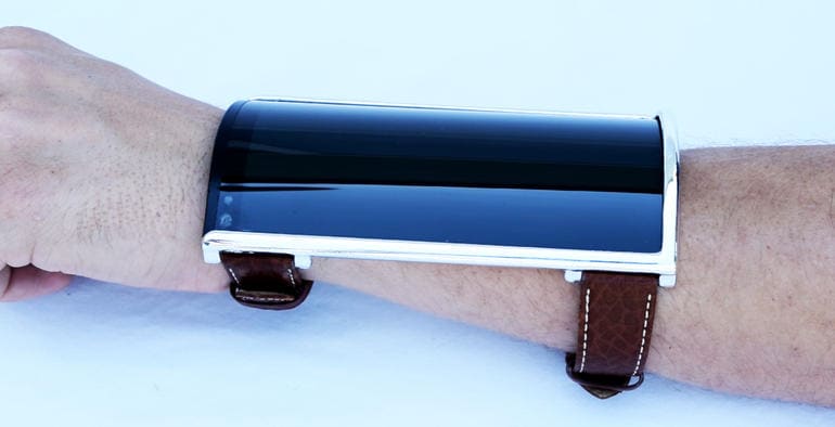 Il phablet flessibile da indossare al polso arriva su Indiegogo e si chiama Portal! (foto e video)