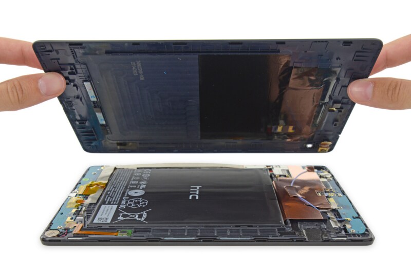 HTC Nexus 9 è molto difficile da riparare secondo iFixit (aggiornato con foto)