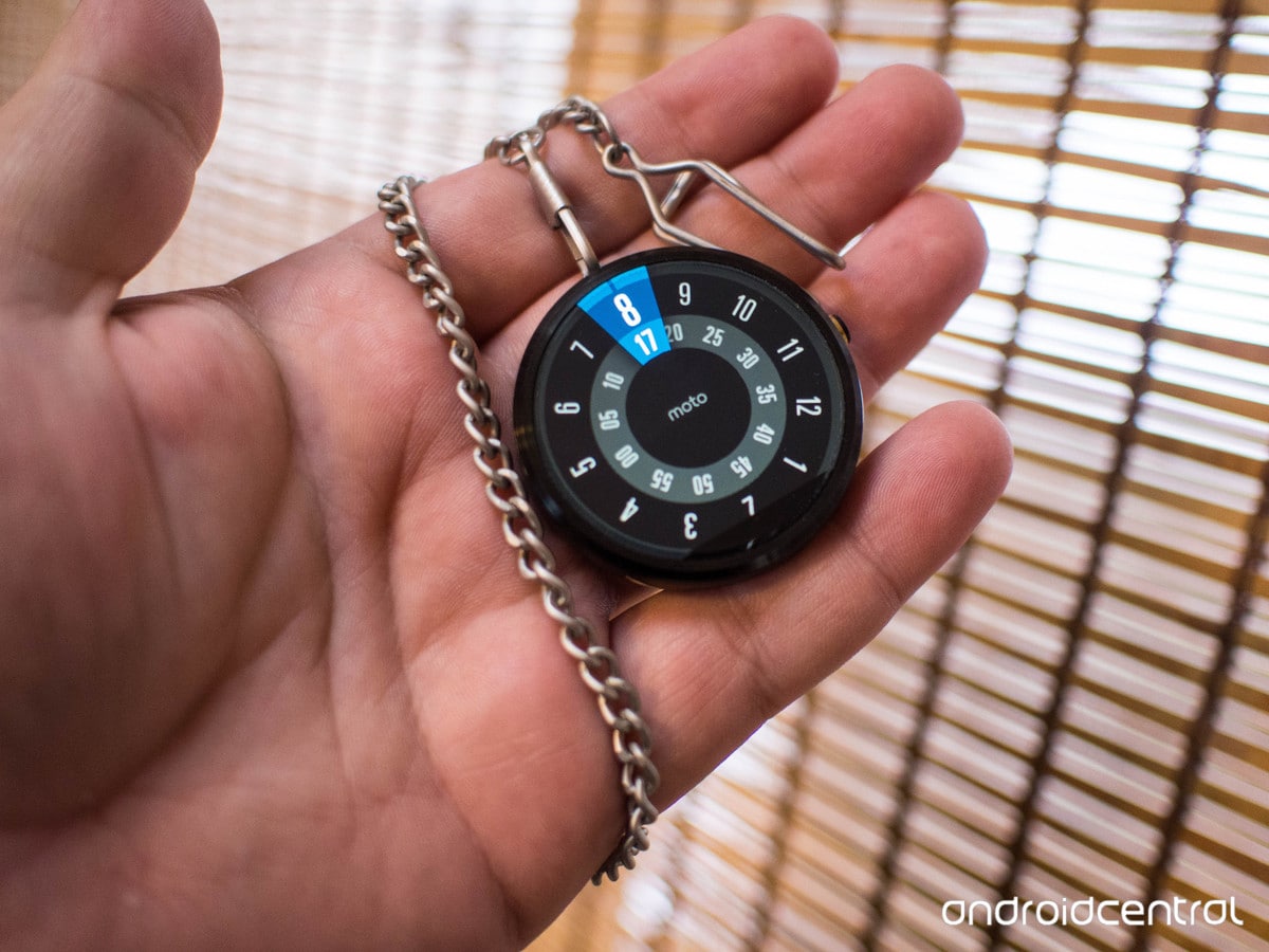 Trasformate Moto 360 in un orologio da tasca