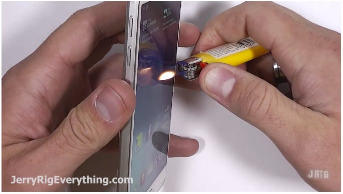 Se non torturi malamente un Galaxy S6, sei fuori moda (video)