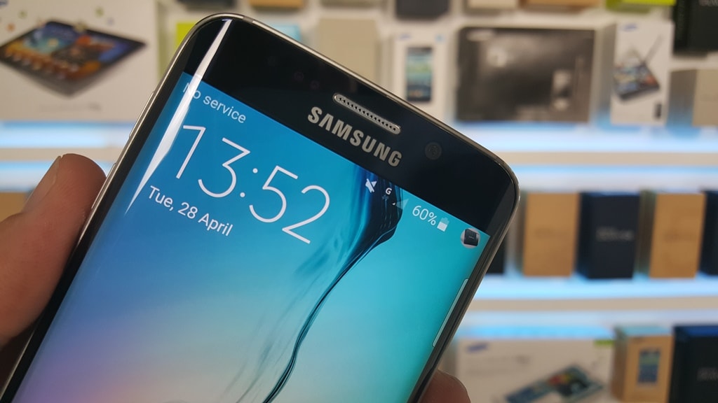 Arriva il nuovo firmware anche per Galaxy S6 edge no brand