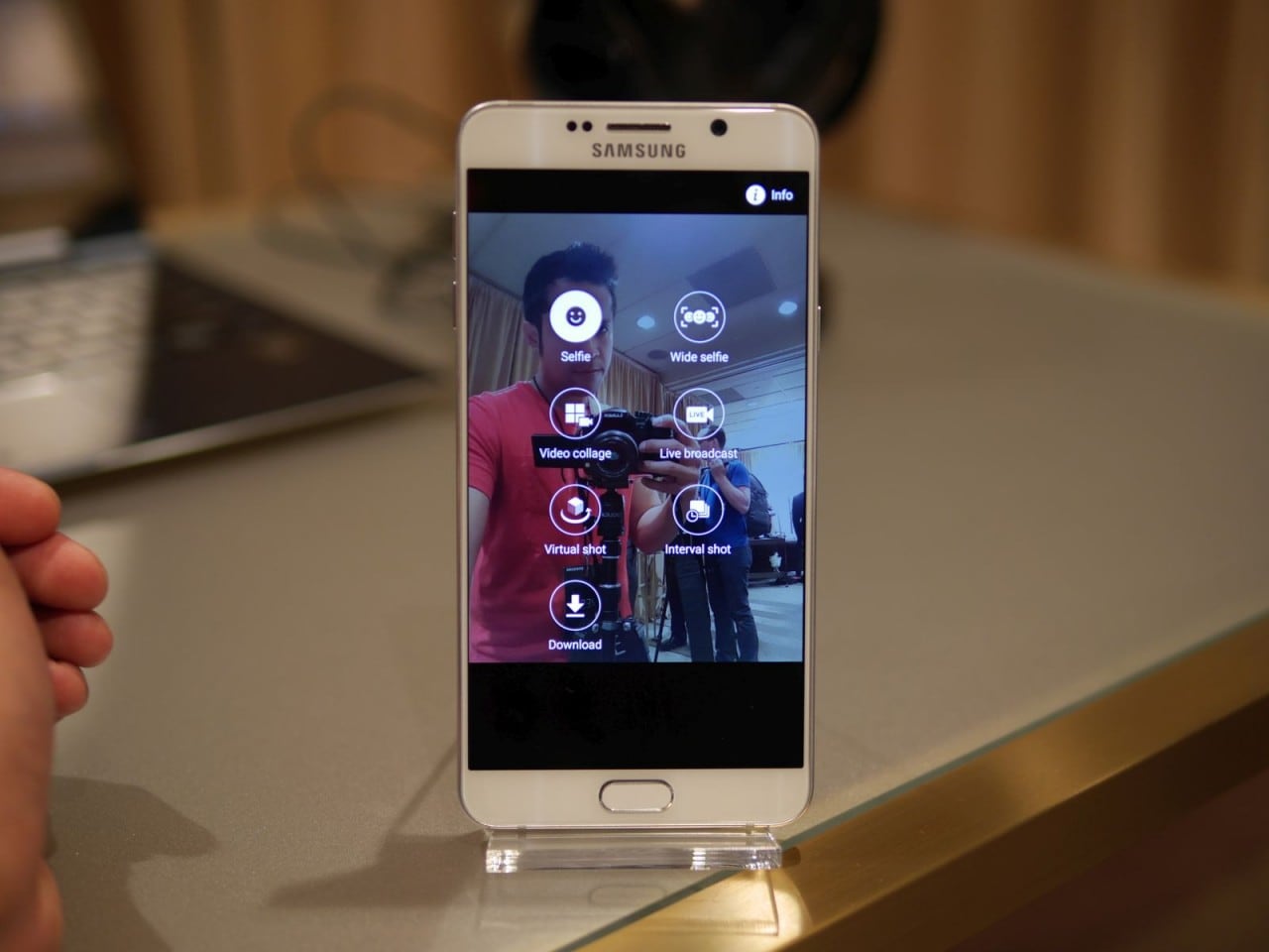 Sensore ISOCELL per Galaxy Note 5 ed S6 edge+