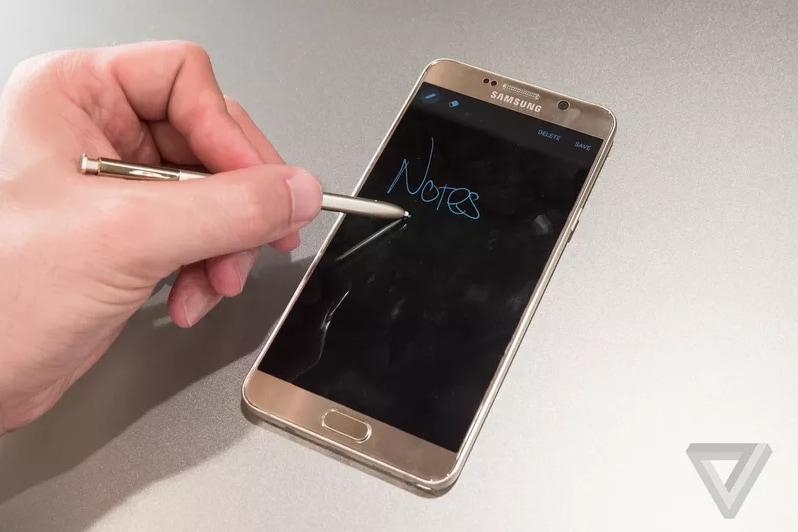 Vittime del #pengate di Galaxy Note 5? La soluzione è in un pezzo di carta (video)