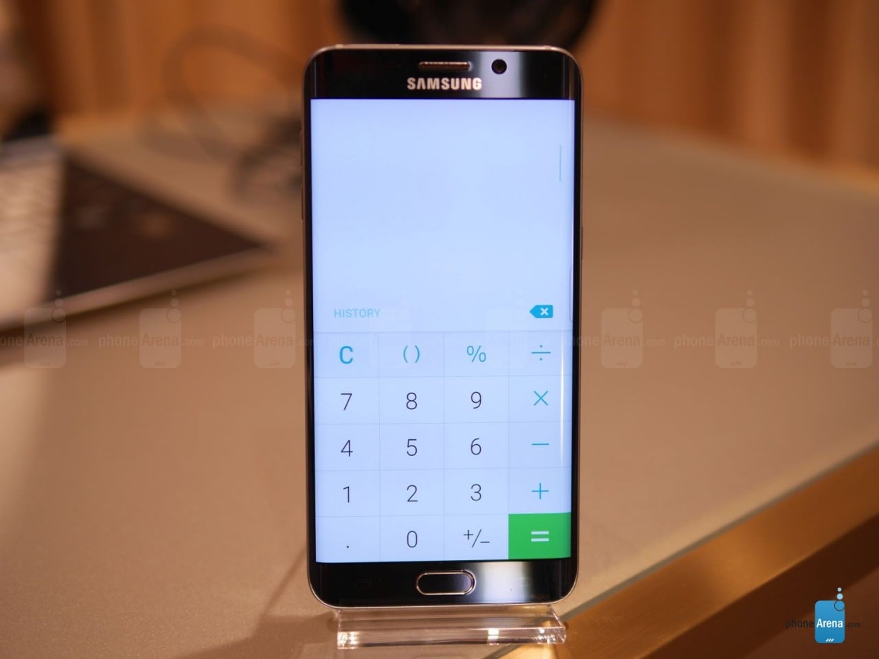 Le chiamate dei top di gamma Samsung possono essere intercettate