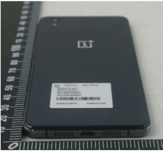OnePlus X passa dell&#039;FCC, ecco le prime immagini (foto)