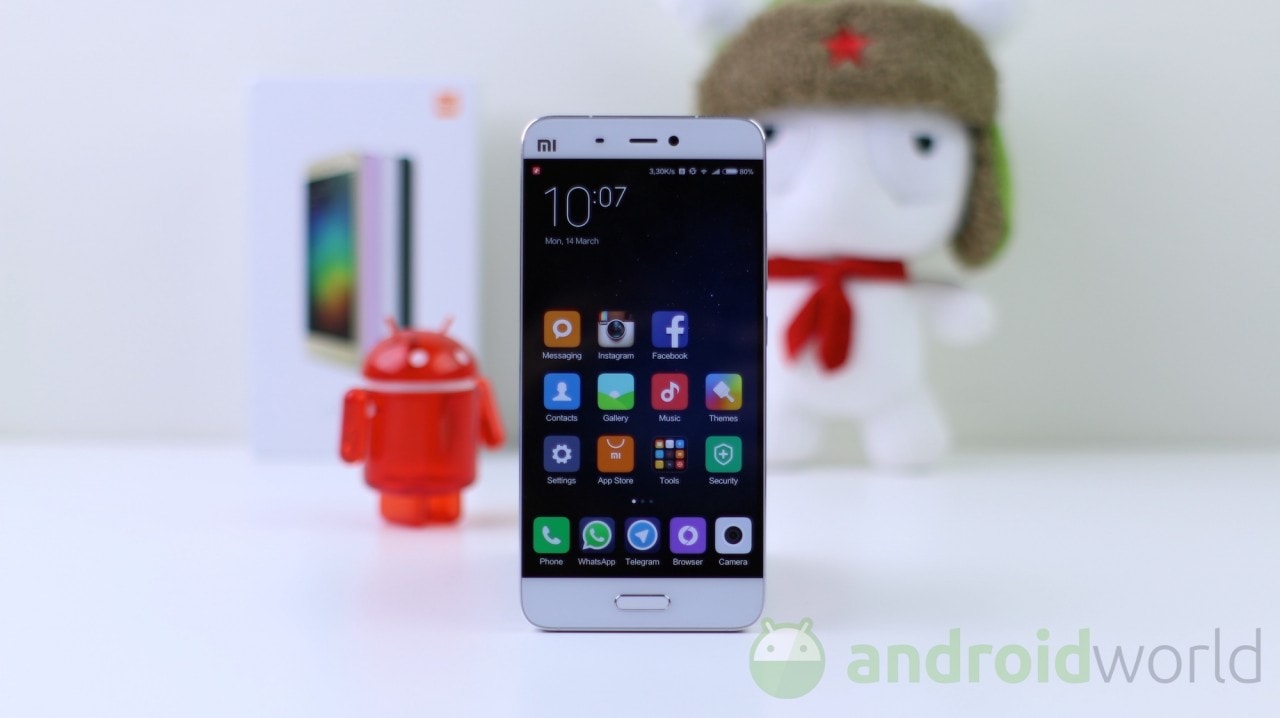 Uno Xiaomi con Snapdragon 820 e dimensioni compatte in questa foto trapelata