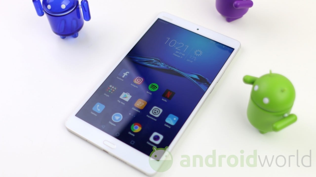 Huawei MediaPad M3 si aggiorna ad Android 7.0 Nougat in Italia