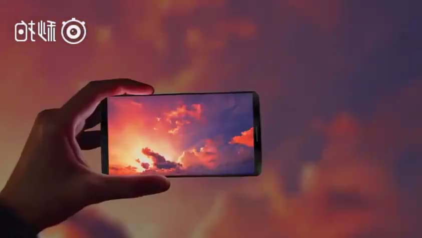 Sembra proprio un Galaxy S8 quello nello spot Samsung (foto e video)