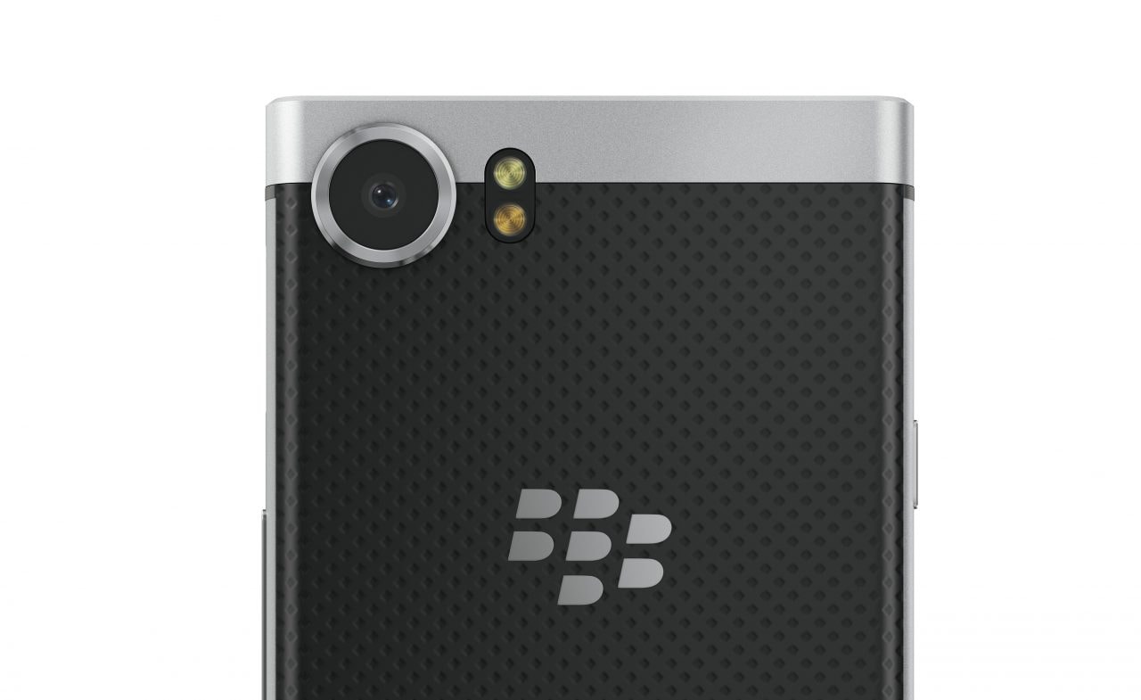 La ROM ufficiale BlackBerry potrebbe arrivare anche su smartphone di terze parti