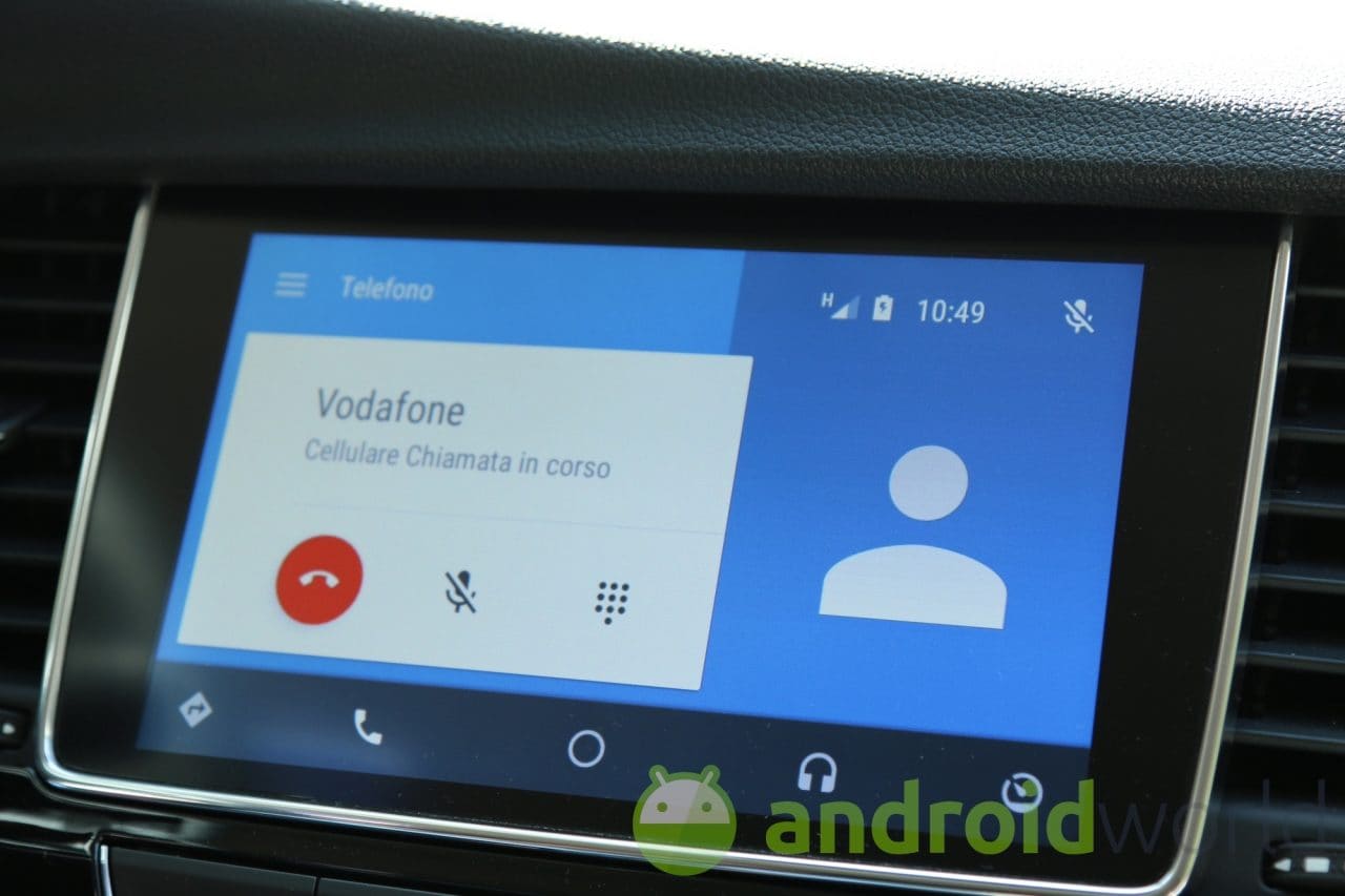 Android Auto: finalmente è possibile scorrere la lista completa dei contatti