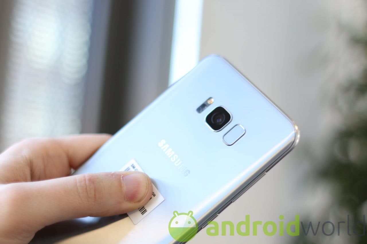 Samsung Galaxy S8+ sarebbe potuto essere dual camera: la conferma da un prototipo (foto e video)