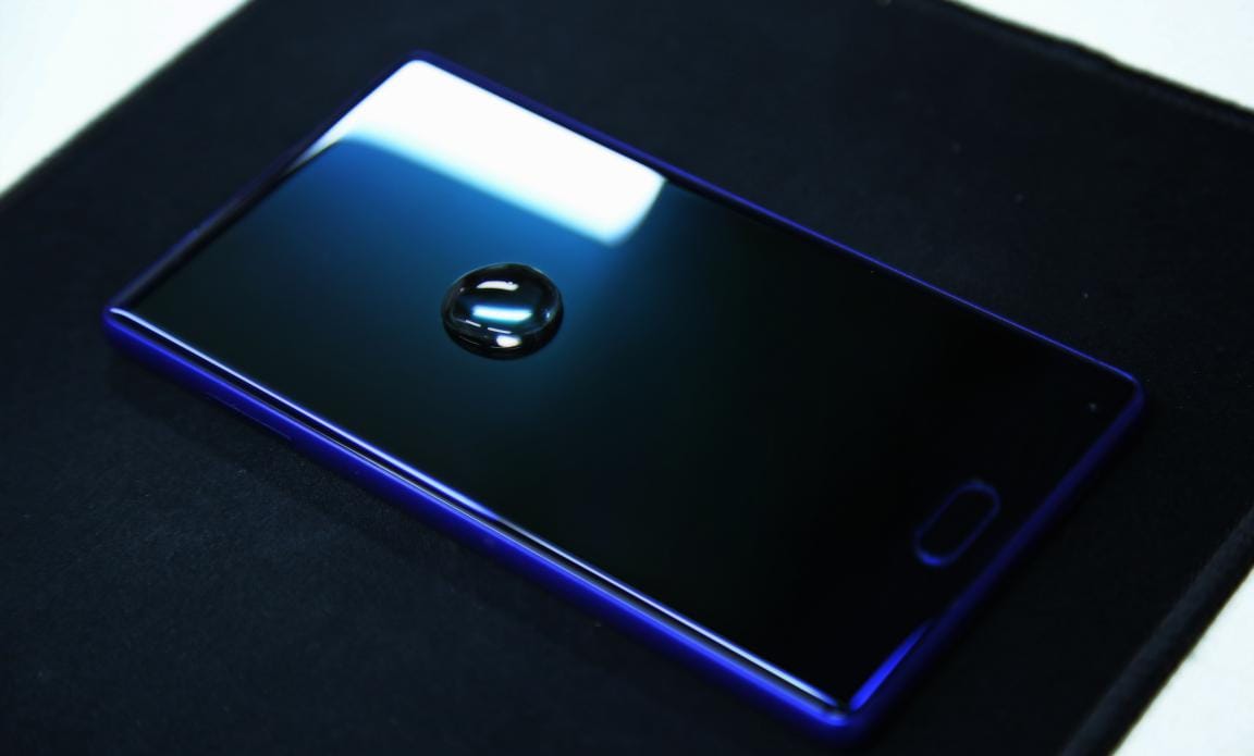 Doogee sostiene di aver battuto Huawei: rivestimento oleofobico su Gorilla Glass 5
