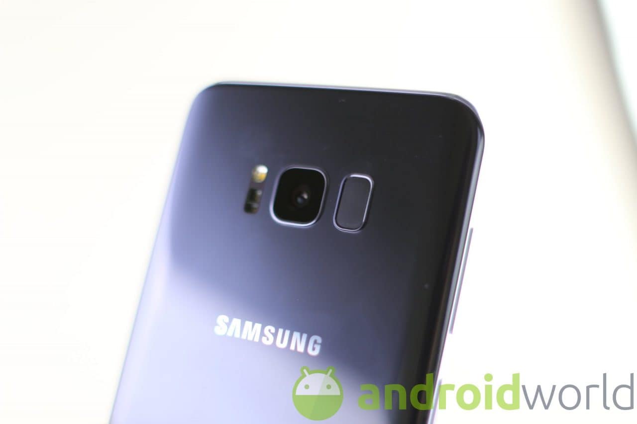 Nemmeno Samsung Galaxy S9 avrà un sensore di impronte sotto al display?