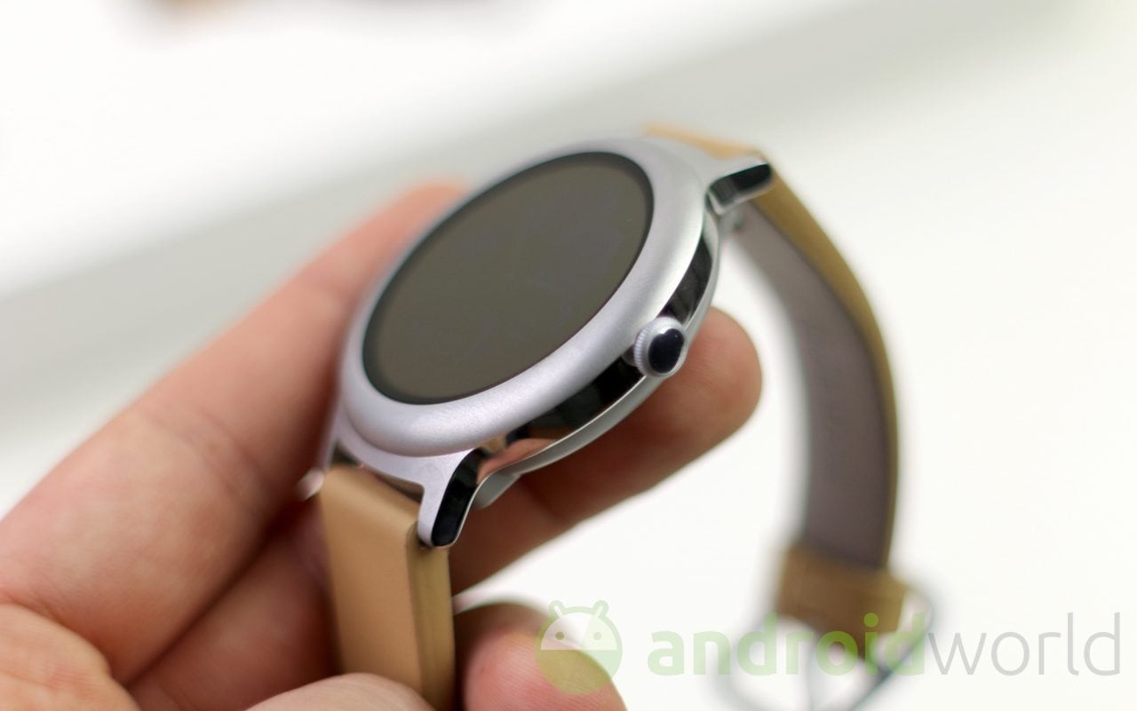 LG sta per svelare un nuovo smartwatch Wear OS ibrido, con un menu delle app mai visto (foto)