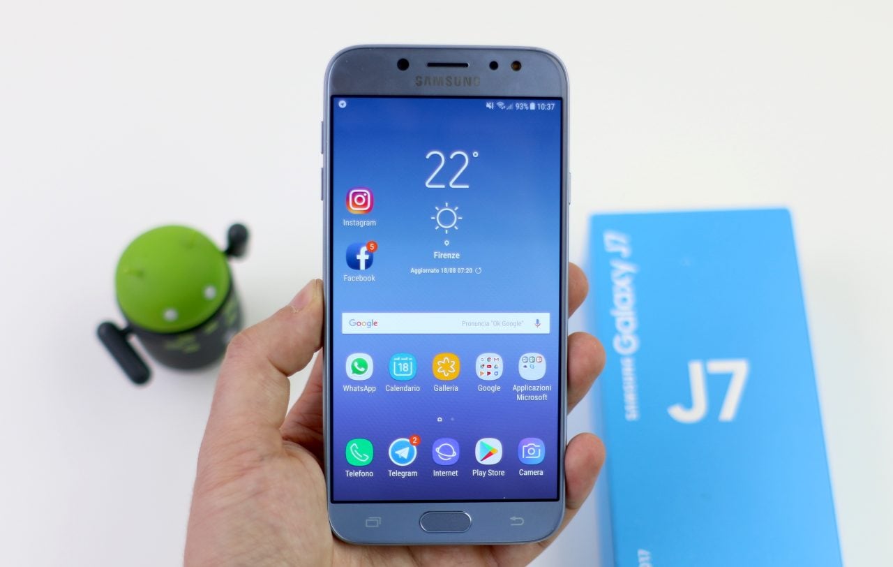Galaxy J7 (2017) si sta preparando a ricevere Android 8.1 Oreo