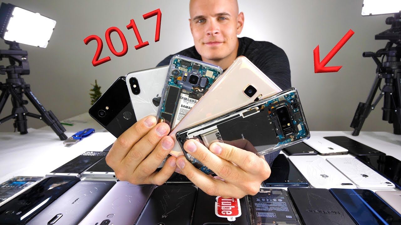 Gli smartphone più resistenti e facilmente riparabili del 2017? Li elegge la maggiore autorità in materia (video)