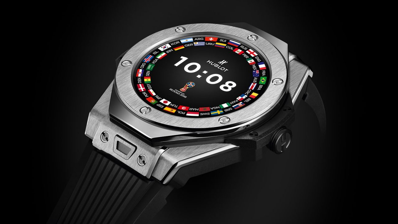 Il primo smartwatch con Wear OS sarà dedicato ai Mondiali di calcio 2018 (foto)