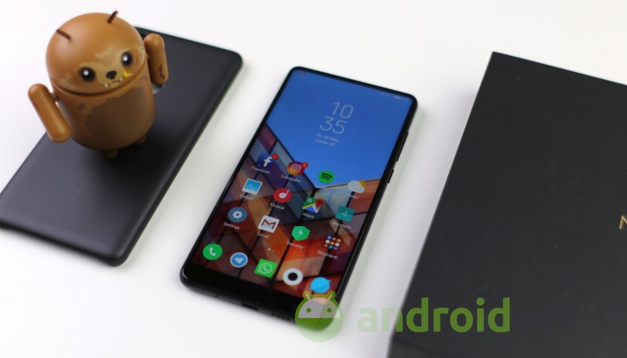 Android 10 per Xiaomi Mi A2, Mi MIX 2 e Mi MIX 2S è già realtà, grazie a queste custom rom