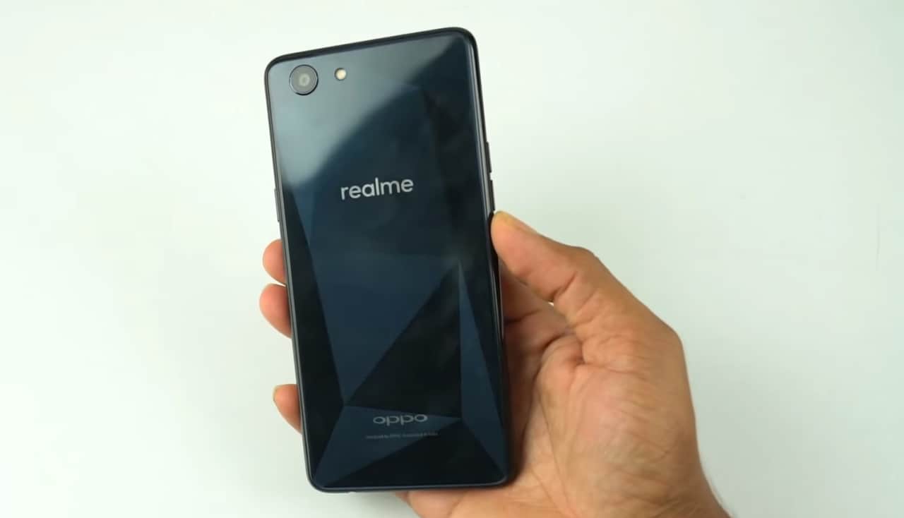 OPPO Realme 1 annunciato in India: medio di gamma a cui non manca nulla, tranne il notch (video)
