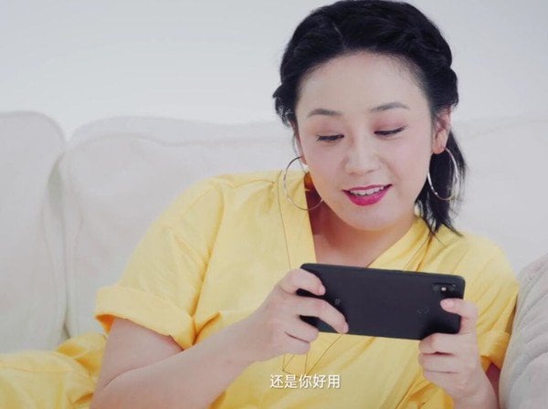 Xiaomi Mi Max 3 ha voglia di farsi vedere: nuovo video teaser svela fronte e retro (foto)