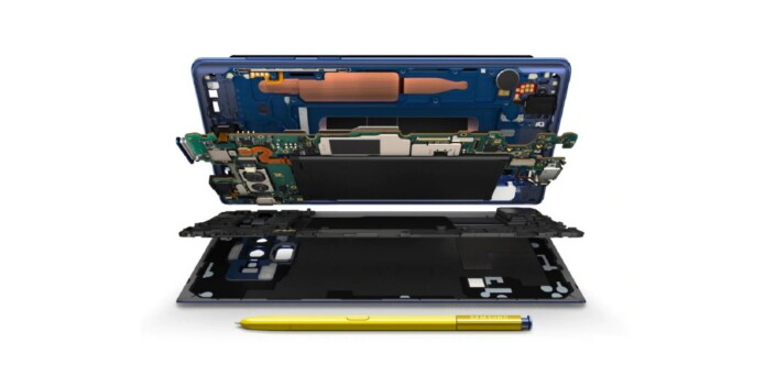 Galaxy Note 9 come i migliori PC da gaming: ha un sistema di raffreddamento a liquido e fibra di carbonio
