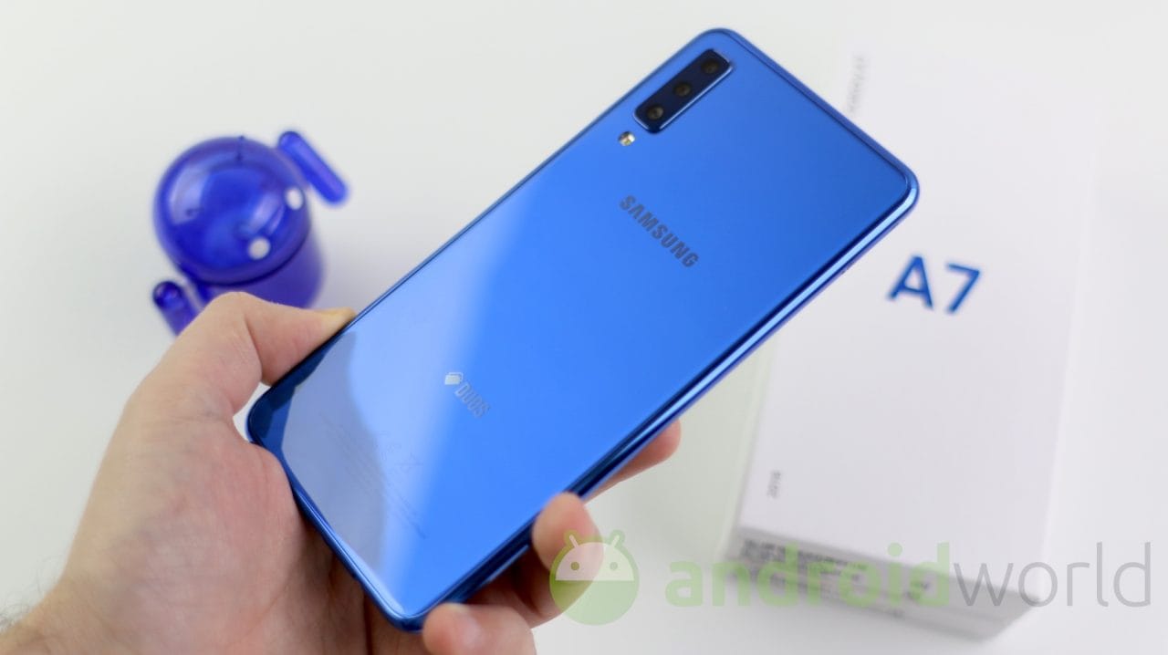 Samsung Galaxy A7 (2018) non perde la bussola: ecco le patch di sicurezza di settembre 2019