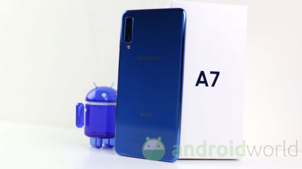 Una gustosa fetta di Android Pie arriva ufficialmente per Galaxy A7 (2018) no brand (foto)