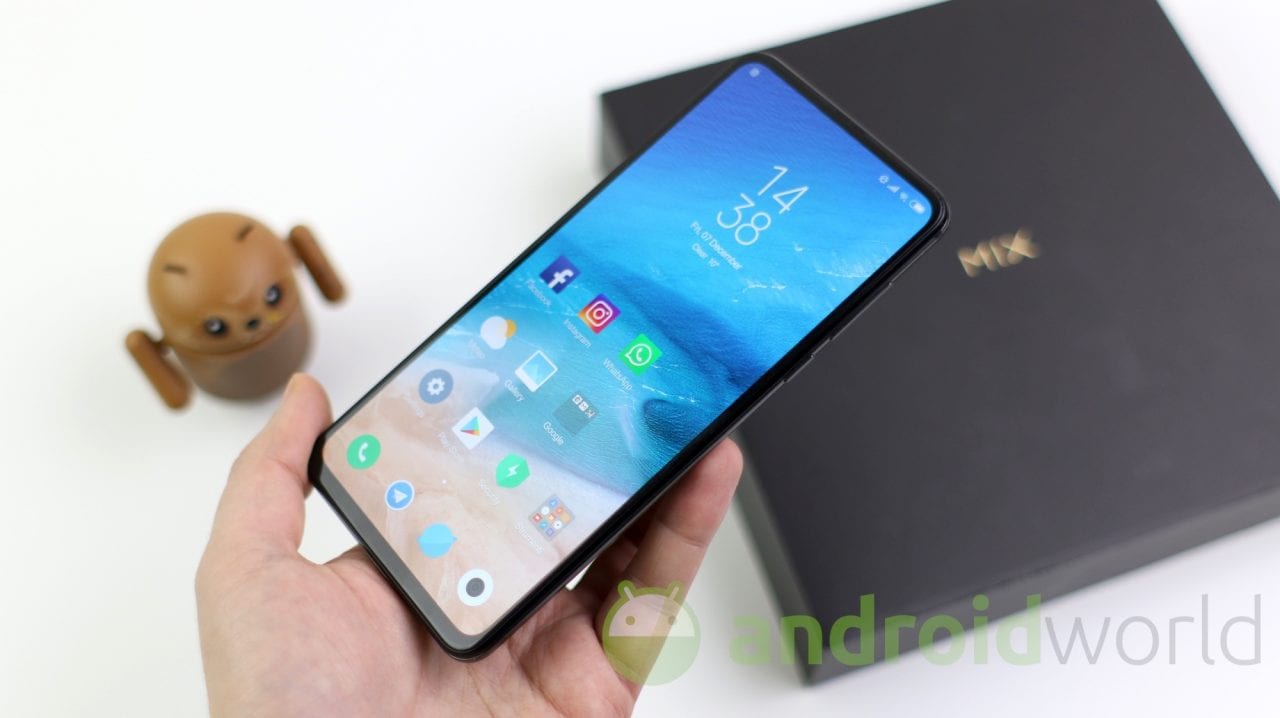 Xiaomi Mi MIX 3 5G è il primo smartphone 5G a sbarcare in Italia: dal 23 maggio ad un prezzo aggressivo