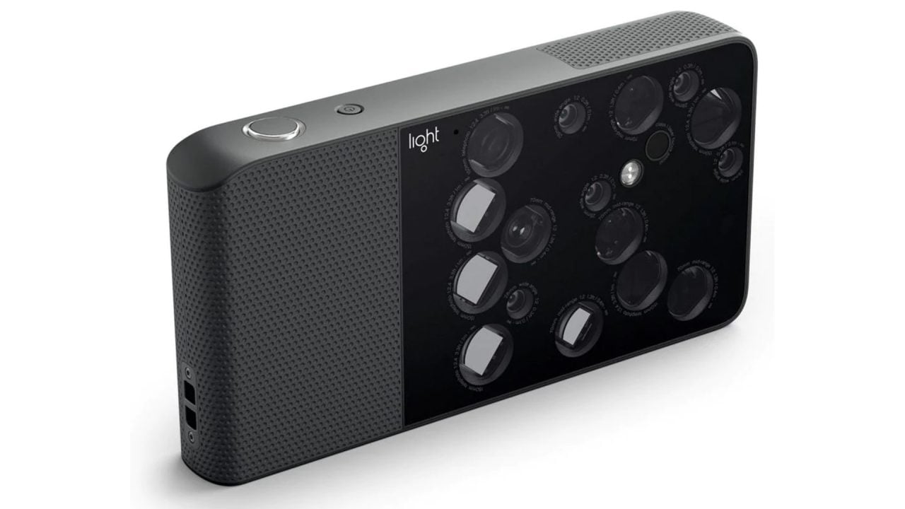 Light e Sony stringono una partnership per realizzare smartphone con più di 4 fotocamere