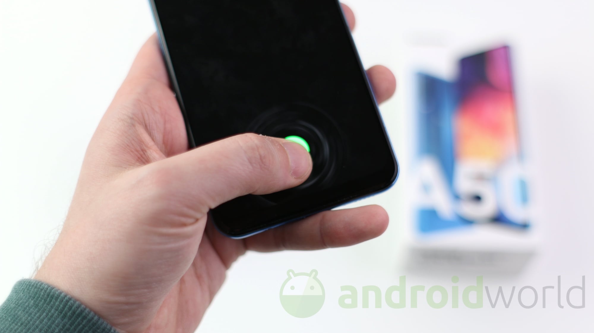 Galaxy A50: il primo aggiornamento sistema il lettore di impronte e introduce le patch di sicurezza di marzo 2019