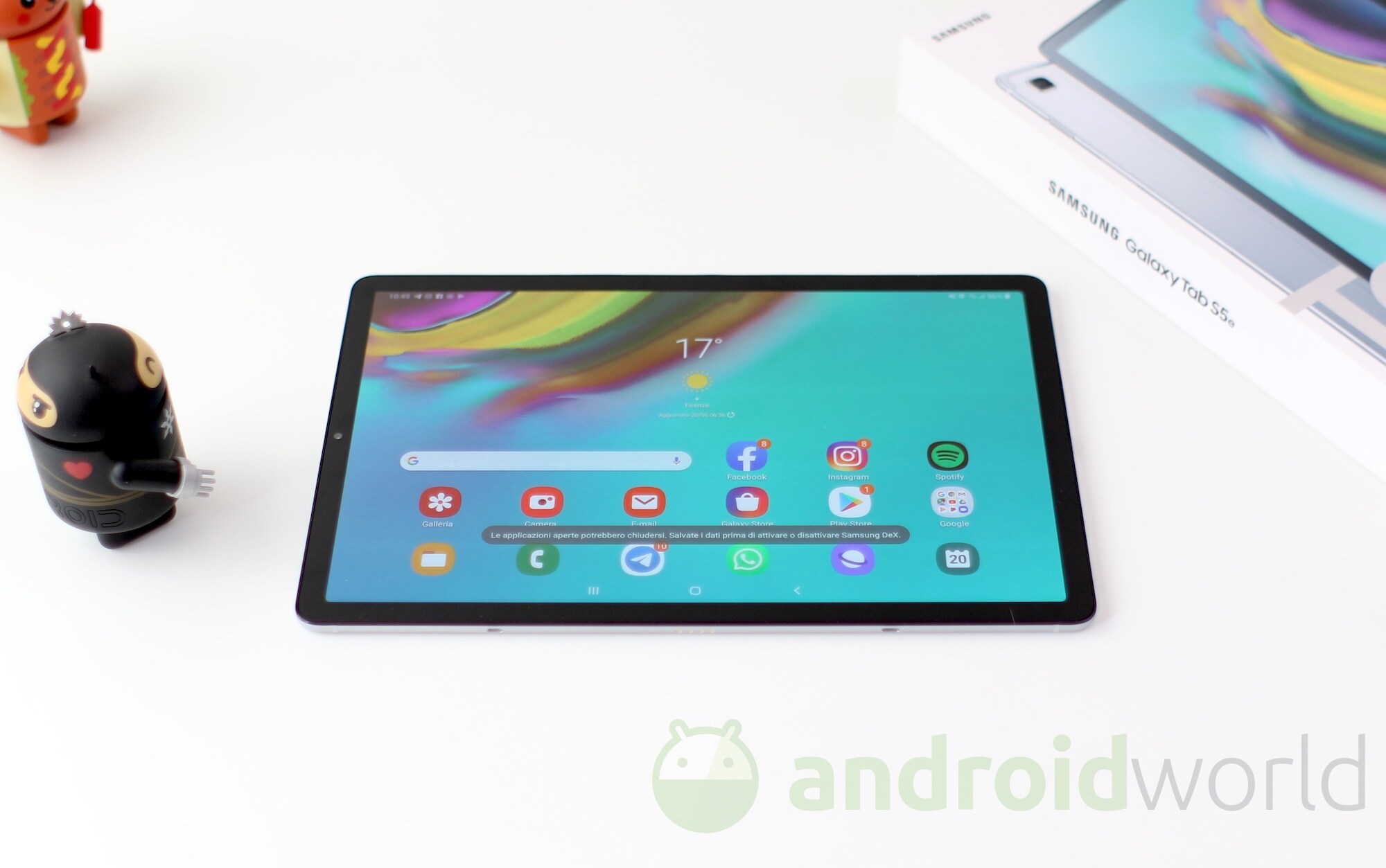 Galaxy Tab S5e diventa un&#039;unità Android Automotive con supporto Android Auto